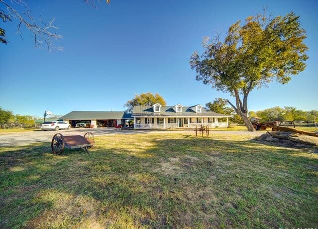 3010 E FM 1518 South