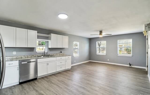 132  Renfro Dr, Devine, TX 78016 — photo 10