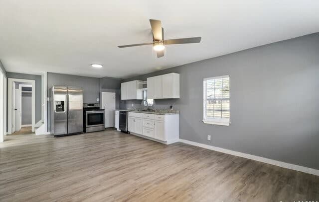 132  Renfro Dr, Devine, TX 78016 — photo 7