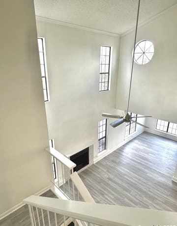 2255 Thousand Oaks Unit 810