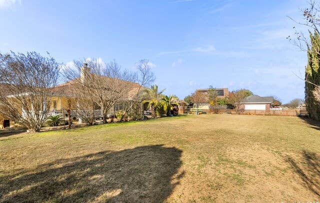 1659  Hanz Dr, New Braunfels, TX 78130 — photo 13