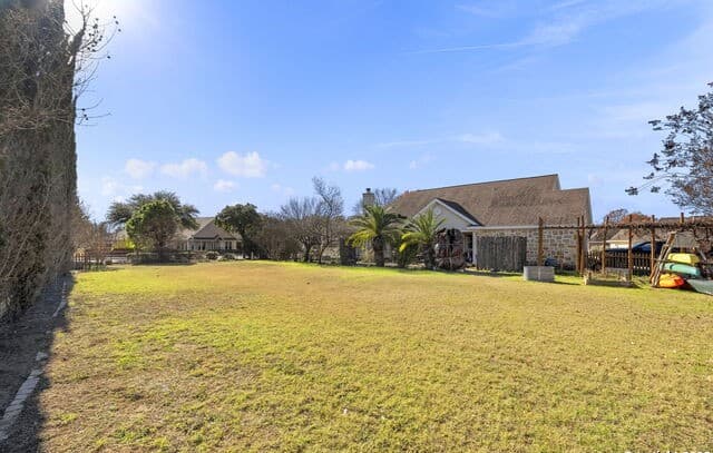 1659  Hanz Dr, New Braunfels, TX 78130 — photo 14