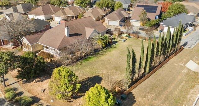 1659  Hanz Dr, New Braunfels, TX 78130 — photo 4