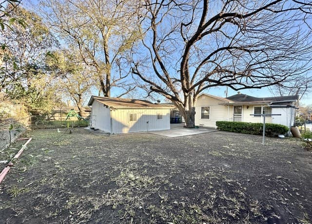 227  Cavalier Ave, San Antonio, TX 78225 — photo 11