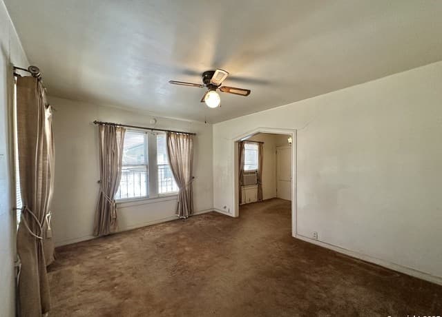 227  Cavalier Ave, San Antonio, TX 78225 — photo 2