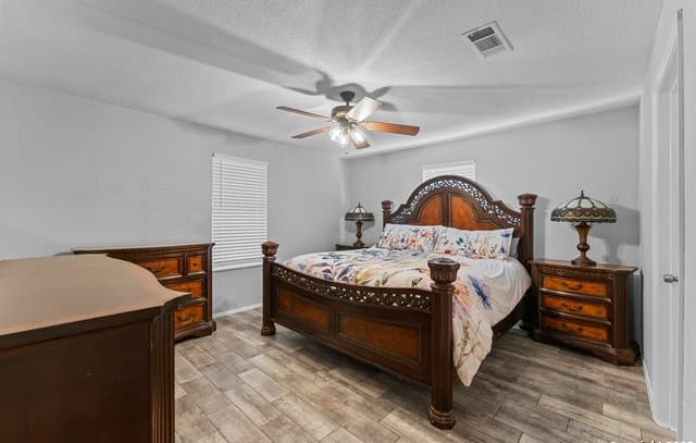 214  Indian Pink Dr, Floresville, TX 78114 — photo 14