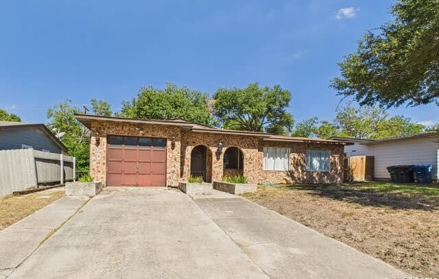 1806  Viewridge Dr, San Antonio, TX 78213 — photo 2