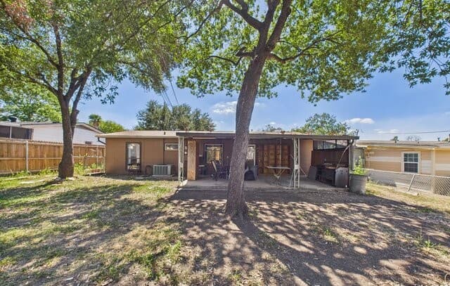 1806  Viewridge Dr, San Antonio, TX 78213 — photo 25