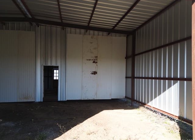 737  Joy Ln, Floresville, TX 78114 — photo 14