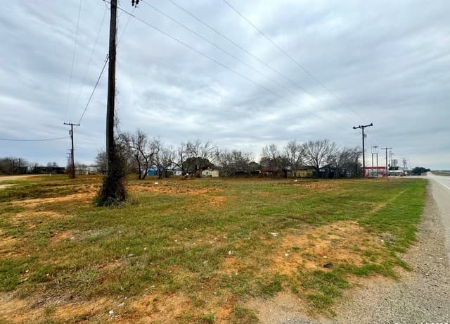 TBD  Front Rd IH 35, Moore, TX 78057 — photo 6