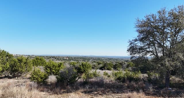 4  Meridian, Boerne, TX 78006 — photo 8