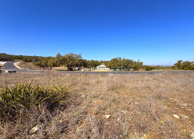344  Scarlet Ct, Canyon Lake, TX 78133 — photo 12