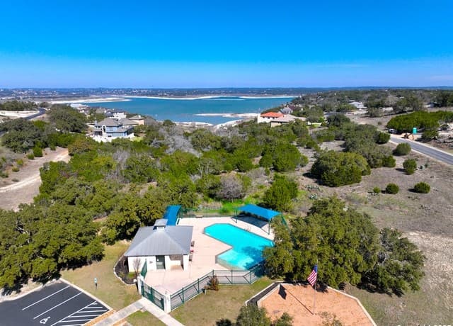 344  Scarlet Ct, Canyon Lake, TX 78133 — photo 2