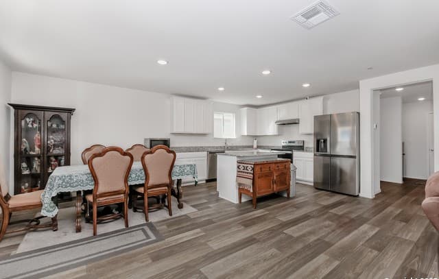 5922  Rolling Glen, San Antonio, TX 78218 — photo 7