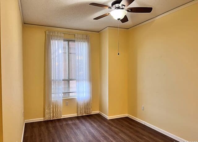 1  Towers Park Ln Unit 205, San Antonio, TX 78209 — photo 4