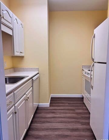 1  Towers Park Ln Unit 205, San Antonio, TX 78209 — photo 9