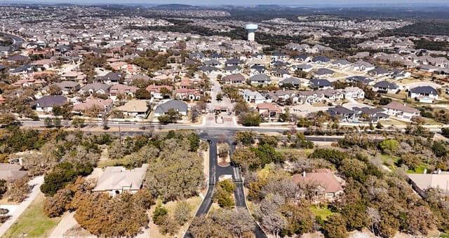 3907  Wilderness Rim, San Antonio, TX 78261 — photo 2