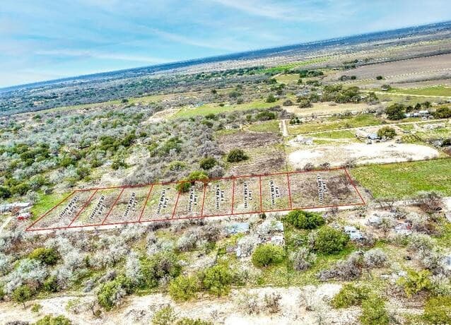 450  County Road 124, Floresville, TX 78114 — photo 4