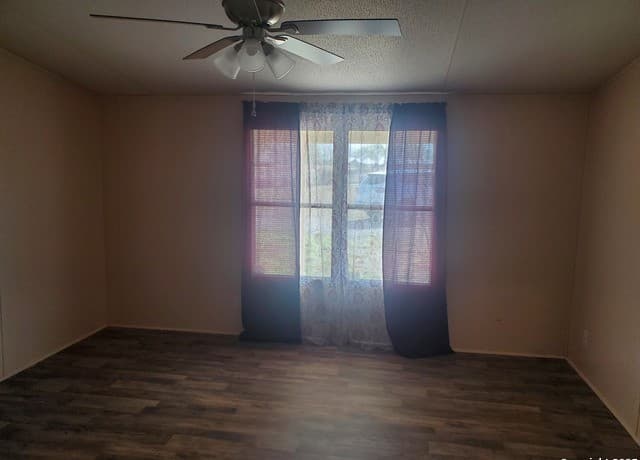 3135  E Fm 476, Poteet, TX 78065 — photo 11