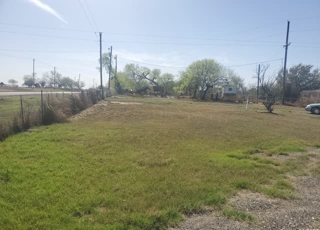 3135  E Fm 476, Poteet, TX 78065 — photo 5