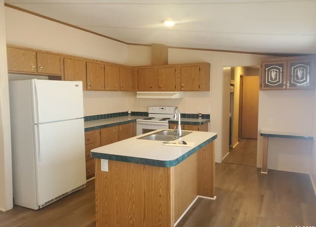 3135  E Fm 476, Poteet, TX 78065 — photo 8