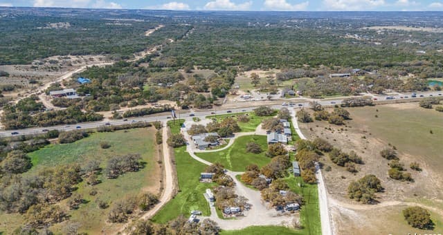 2682  Us-281, Blanco, TX 78606 — photo 3