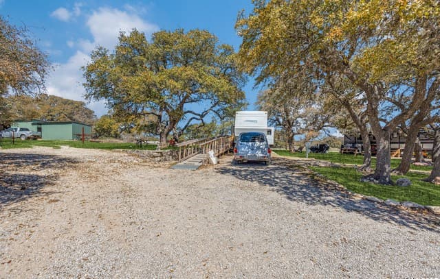 2682  Us-281, Blanco, TX 78606 — photo 9