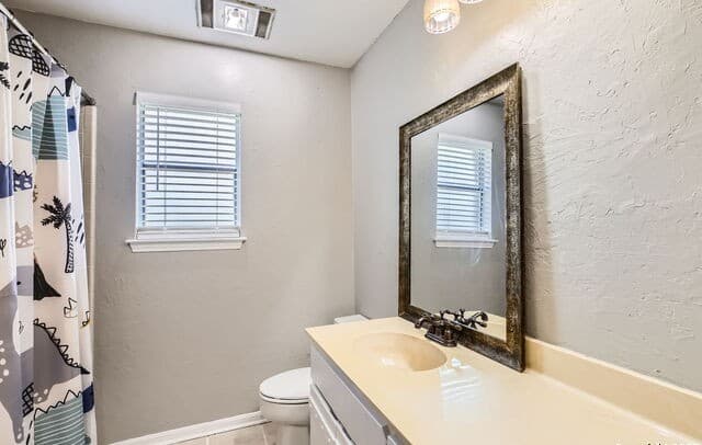 230  Broken Spur, Bandera, TX 78003 — photo 13