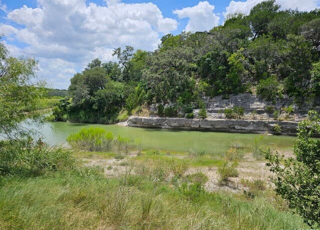 230  Broken Spur, Bandera, TX 78003 — photo 3