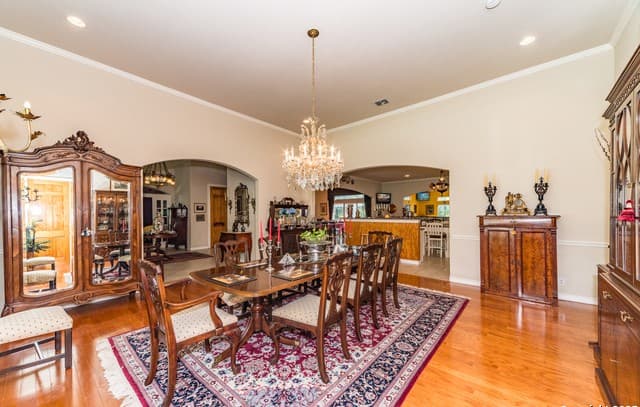 7226  N Vandiver Rd, San Antonio, TX 78209 — photo 17