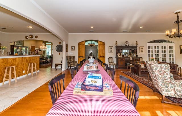 7226  N Vandiver Rd, San Antonio, TX 78209 — photo 24