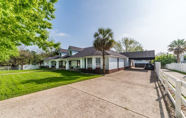 7226  N Vandiver Rd, San Antonio, TX 78209 — photo 7