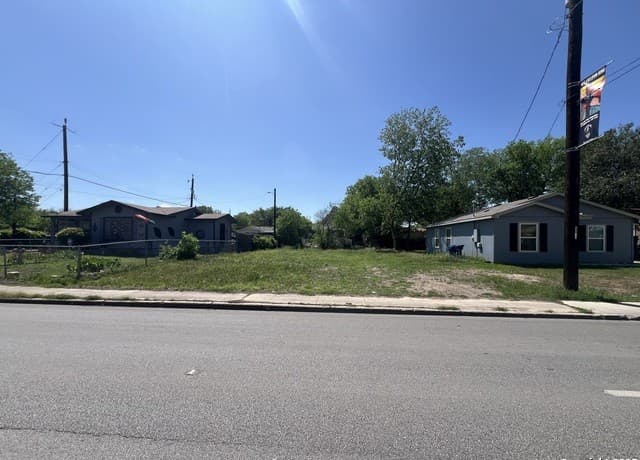 3338  Martin Luther King, San Antonio, TX 78220 — photo 2