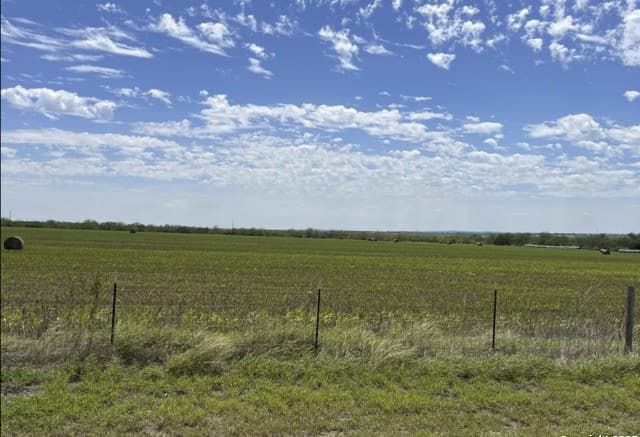 TRACT C  Abbott, St Hedwig, TX 78152 — photo 3