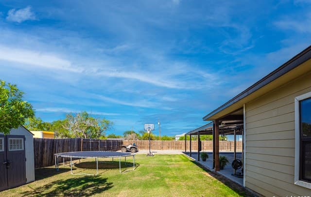 1038  Avenue H, Poteet, TX 78065 — photo 12