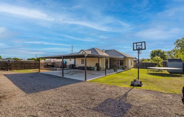 1038  Avenue H, Poteet, TX 78065 — photo 13