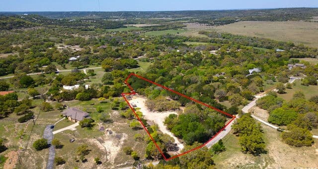 421  Lake Side Cir, Boerne, TX 78006 — photo 2