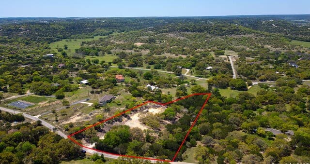 421  Lake Side Cir, Boerne, TX 78006 — photo 3