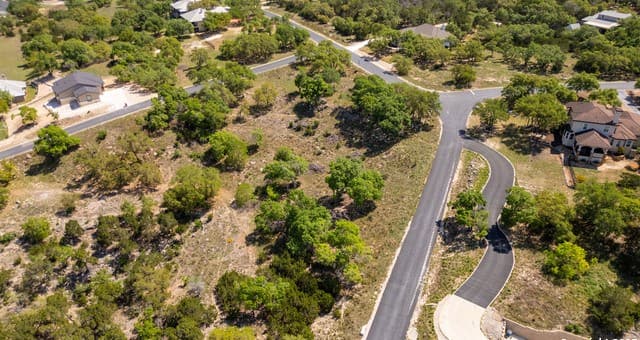 2480  Bella Vis, Canyon Lake, TX 78133 — photo 13