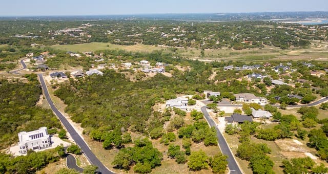 2480  Bella Vis, Canyon Lake, TX 78133 — photo 14