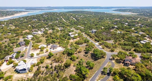 2480  Bella Vis, Canyon Lake, TX 78133 — photo 18
