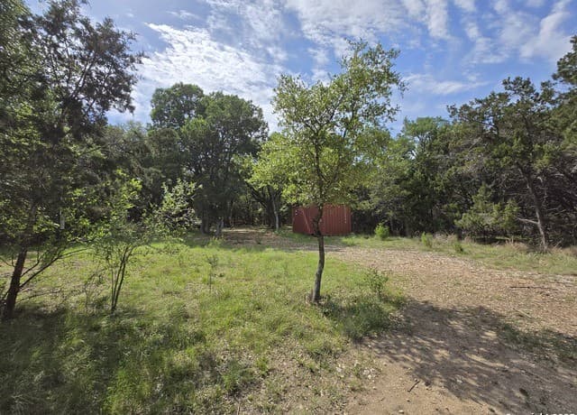 555  Iroquois Trl, Bandera, TX 78003 — photo 7
