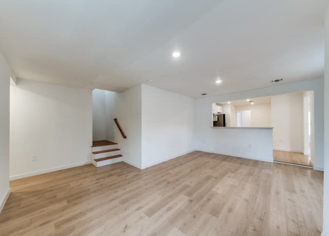 2207  Burnet, San Antonio, TX 78202 — photo 14