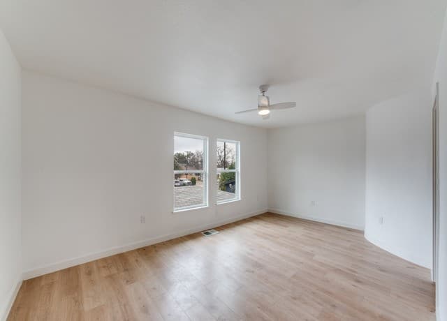2207  Burnet, San Antonio, TX 78202 — photo 17