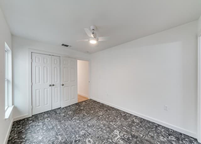 2207  Burnet, San Antonio, TX 78202 — photo 6