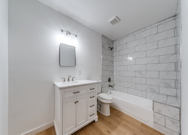 2207  Burnet, San Antonio, TX 78202 — photo 8