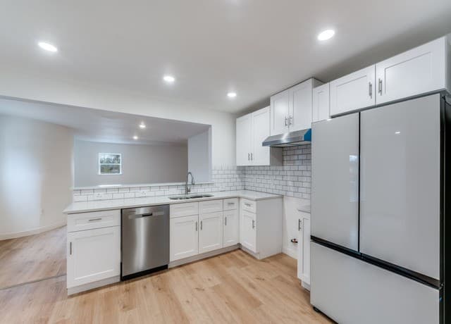 2207  Burnet, San Antonio, TX 78202 — photo 9