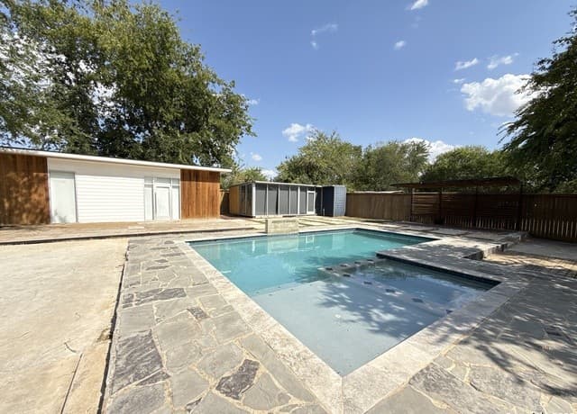 8138  Old Pearsall, San Antonio, TX 78252 — photo 5