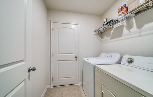 6126  Pleasant Lake, San Antonio, TX 78222 — photo 7