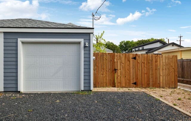 2910  Martin Luther King, San Antonio, TX 78220 — photo 12